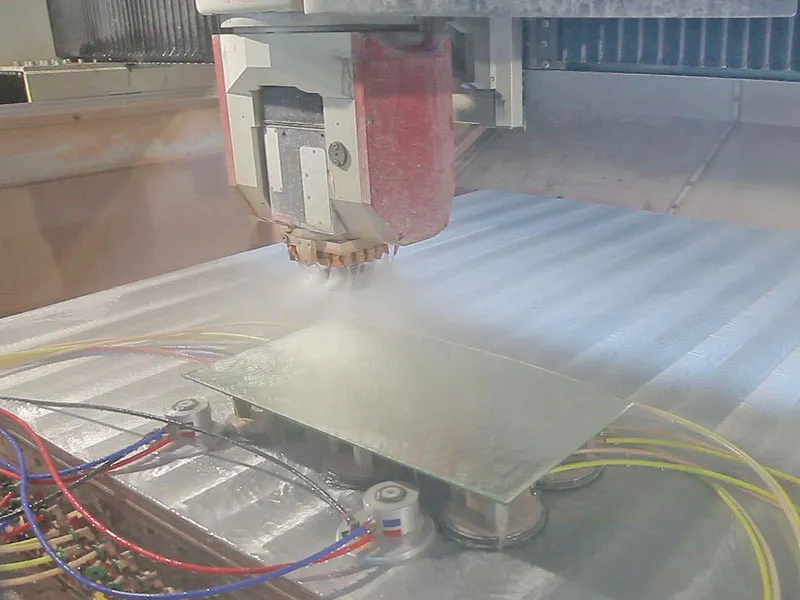 CNC Bearbeitung im Natursteinwerk